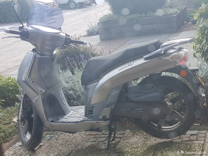 Kymco People S grijs